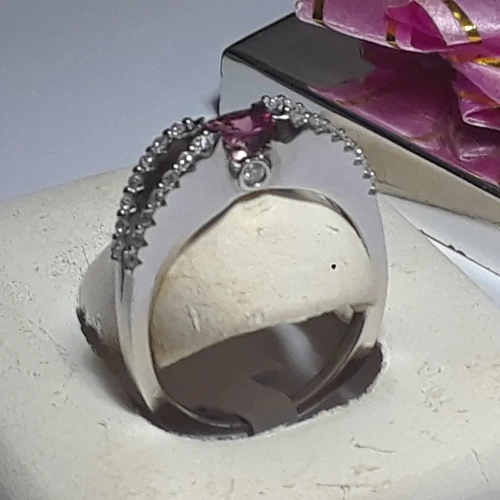 Estate .75ctw Natural Pink Tourmaline & Dia Sideways Modern 14Kt WG S9 Ring18018 - Picture 2 of 6